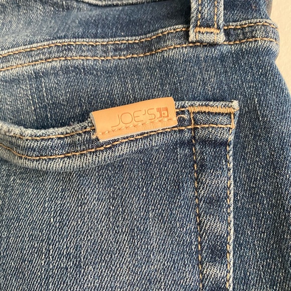 Joe’s Jeans “The Charlie” High Rise Skinny Ankle - Picture 4 of 7